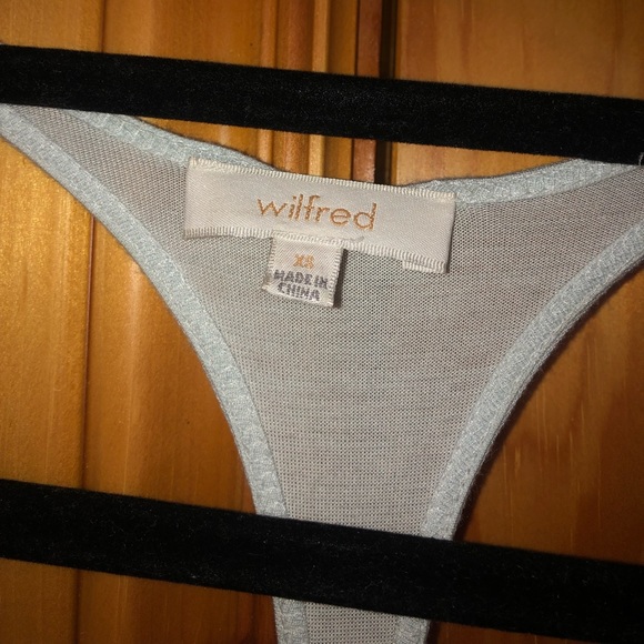 SUPER CUTE LIGHT BLUE TANK - Picture 2 of 4